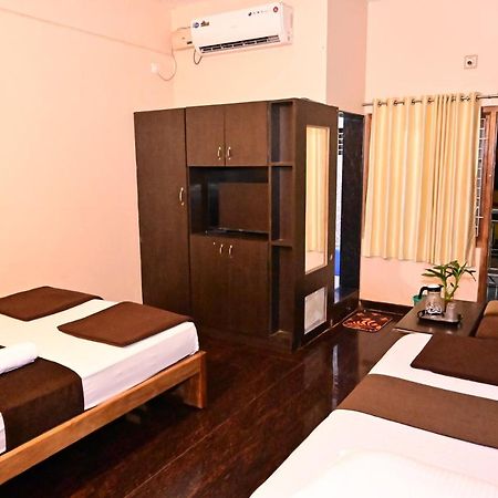 Jaya Paradise Mavalli Exterior photo