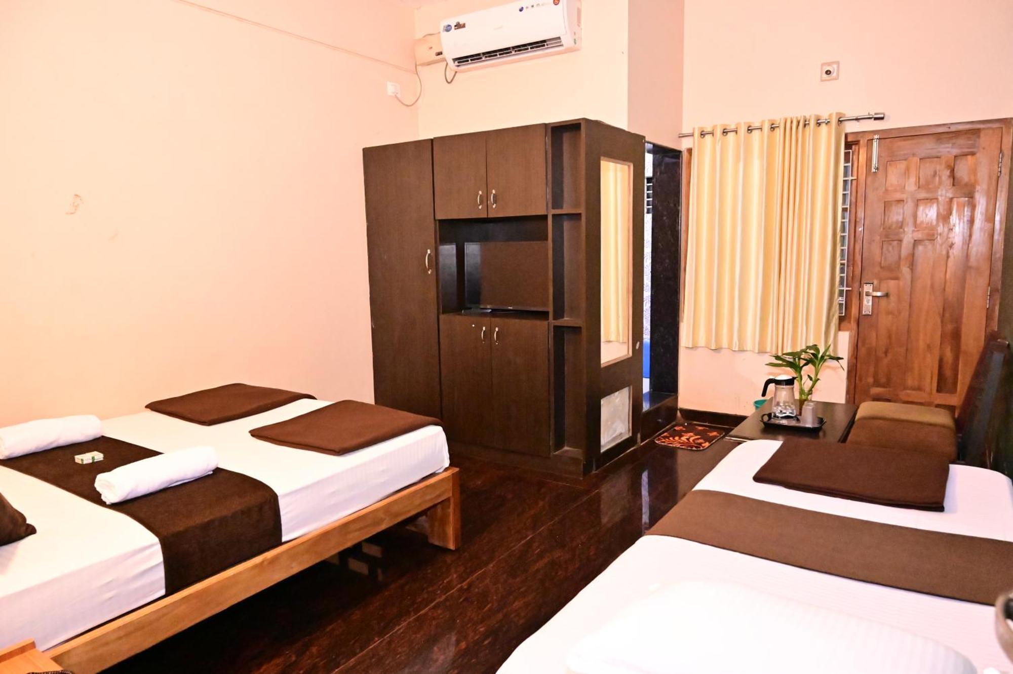 Jaya Paradise Mavalli Exterior photo