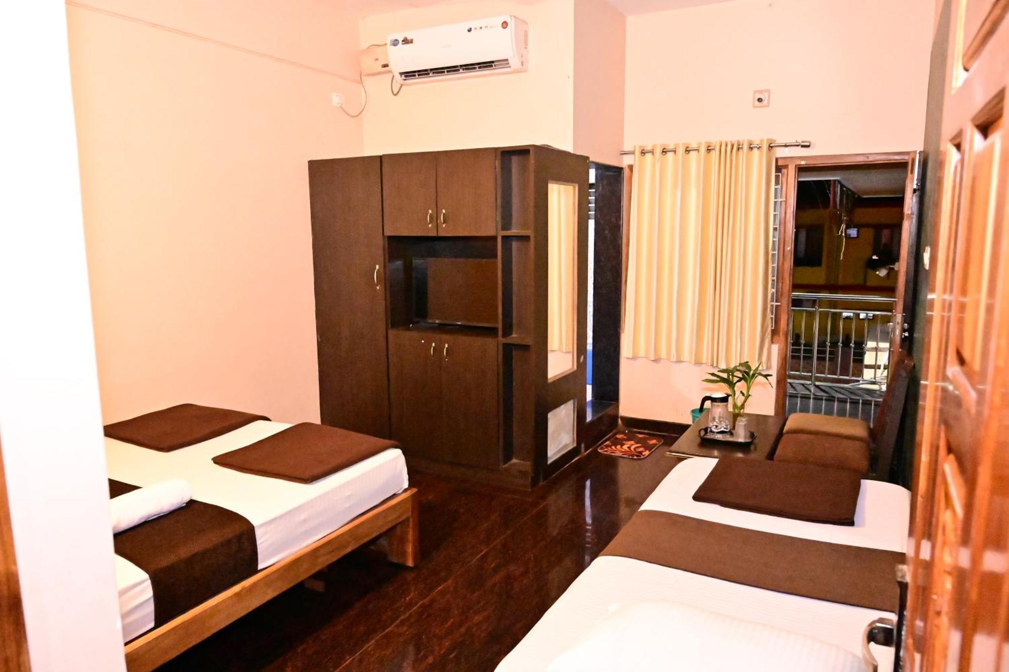Jaya Paradise Mavalli Exterior photo